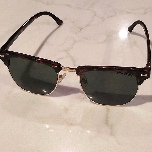 🔥NWT🔥 Steve Madden Sunglasses - Picture 5 of 7